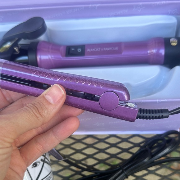 NWT. Almost Famous Limited Edition Hair Curler - Violet Tyrian - Picture 15 of 16